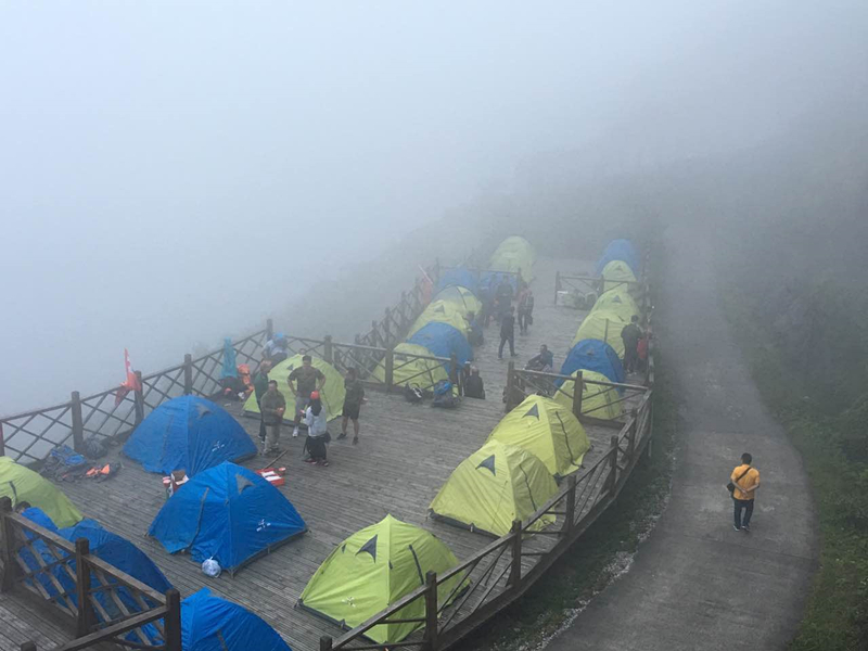 貓兒山頂露營_副本.jpg 貓兒山頂露營_副本.jpg